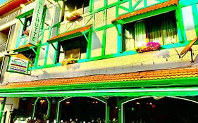 Grillhuette Patong